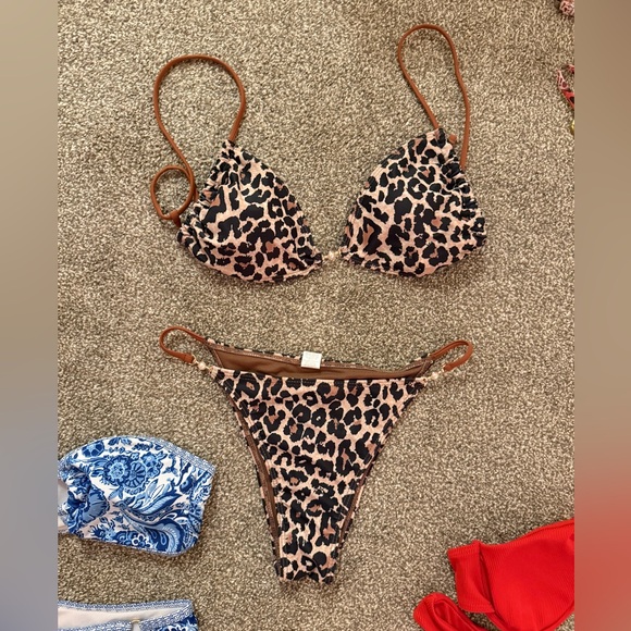 Bikini Sets - Picture 7 of 15